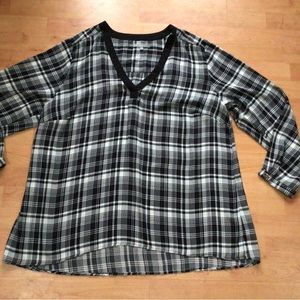 NEW Women’s Black & White Blouse Top so 3X